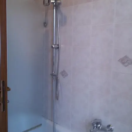 B&B Enearoom Bed & Breakfast *